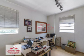 Apartamento com 2 Quartos à Venda, 230 m² em Higienópolis - São Paulo