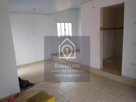 Imóvel Comercial à Venda, 230 m² em Baln. Gaivota - Itanhaém