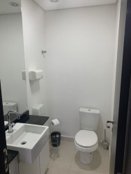 Imóvel Comercial à Venda ou Locação, 50 m² em Vila Hamburguesa - São Paulo