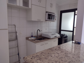 Imóvel com 2 Quartos para Alugar, 70 m² em Tatuapé - São Paulo
