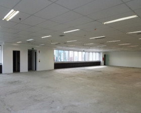 Imóvel para Alugar, 578 m² em Cidade Monções - São Paulo