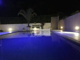 Casa com 3 Quartos à Venda ou Locação, 450 m² em Ibiúna - Ibiúna