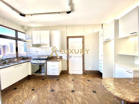 Imóvel com 4 Quartos à Venda, 574 m² em Centro - Belo Horizonte