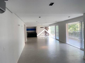 Apartamento com 3 Quartos à Venda, 226 m² em Moema - São Paulo