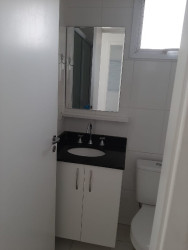 Imóvel com 2 Quartos para Alugar, 55 m² em Quarta Parada - São Paulo