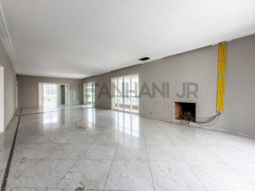 Imóvel com 4 Quartos à Venda, 490 m² em Jardim Paulistano - São Paulo