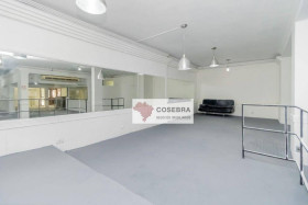 Edifício Residencial à Venda ou Locação, 560 m² em Vila Olímpia - São Paulo