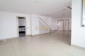 Imóvel com 4 Quartos à Venda, 357 m² em Belvedere - Belo Horizonte