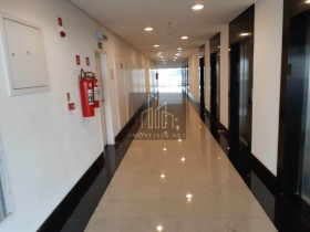 Sala Comercial para Alugar, 958 m² em Alphaville Industrial - Barueri