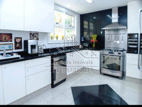 Imóvel com 4 Quartos à Venda, 560 m² em Condomínio Forest Hills - Jandira