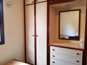 Apartamento com 2 Quartos à Venda, 100 m² em Enseada - Guarujá