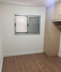 Imóvel com 3 Quartos para Alugar, 84 m² em Vila Ivone - São Paulo
