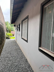 Casa com 3 Quartos à Venda, 469 m² em São Marcos - Joinville