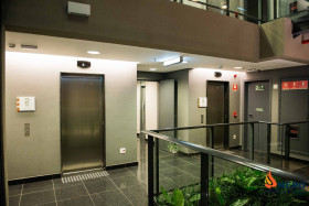 Sala Comercial à Venda, 49 m² em Moema - São Paulo
