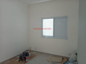Sobrado com 4 Quartos à Venda, 250 m² em Jardim Ermida - Jundiaí