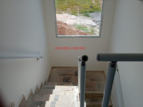 Sobrado com 4 Quartos à Venda, 250 m² em Jardim Ermida - Jundiaí