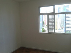 Apartamento com 2 Quartos à Venda, 78 m² em Pituba