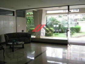Apartamento com 2 Quartos à Venda, 138 m² em Perdizes - São Paulo