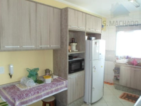 Apartamento com 2 Quartos à Venda, 70 m² em Vila Lucinda - Santo André