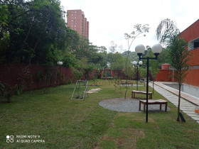 Imóvel com 2 Quartos à Venda, 50 m² em Jardim Vista Alegre - Embu Das Artes