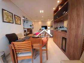 Apartamento com 2 Quartos à Venda, 76 m² em Aclimação - São Paulo