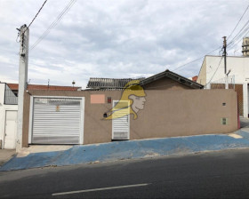 Sobrado com 2 Quartos à Venda, 220 m² em Alto Da Lapa - São Paulo