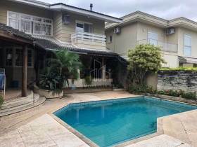 Casa com 4 Quartos à Venda, 400 m² em Alphaville - Santana De Parnaíba
