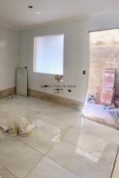 Sobrado com 2 Quartos à Venda,  em Tatuquara - Curitiba