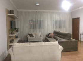 Imóvel com 3 Quartos à Venda, 160 m² em Jardim Marambaia - Jundiaí
