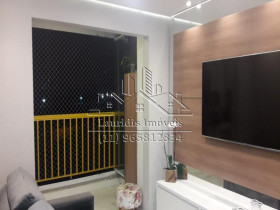 Imóvel com 2 Quartos à Venda, 50 m² em Vila Osasco - Osasco