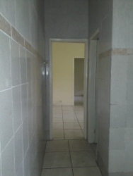 Casa com 1 Quarto para Alugar, 60 m² em Vila Itamarati - Duque De Caxias