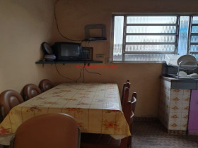 Casa com 4 Quartos à Venda, 300 m² em Vila Renato (zona Leste) - São Paulo