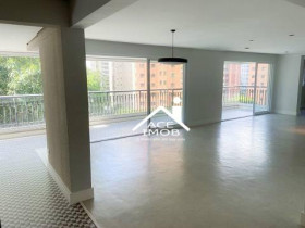 Apartamento com 3 Quartos à Venda, 226 m² em Moema - São Paulo