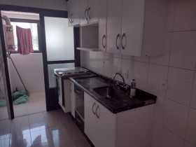 Imóvel com 2 Quartos para Alugar, 70 m² em Tatuapé - São Paulo