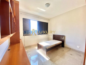 Imóvel com 4 Quartos à Venda, 574 m² em Centro - Belo Horizonte