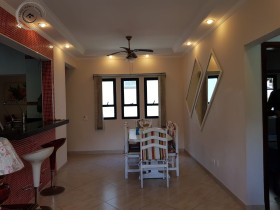 Apartamento com 2 Quartos à Venda, 100 m² em Enseada - Guarujá