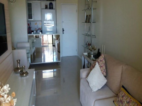 Apartamento com 2 Quartos à Venda, 61 m² em Iguatemi - Salvador