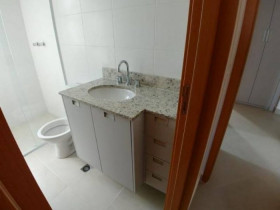 Apartamento com 2 Quartos para Alugar, 65 m² em Vila Curuçá - Santo André