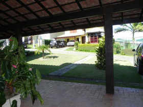 Casa com 4 Quartos à Venda, 570 m² em Várzea - Teresópolis