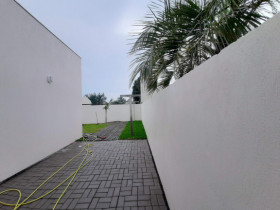 Casa com 3 Quartos à Venda, 150 m² em Capão Novo - Capão Da Canoa