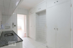 Apartamento com 3 Quartos para Alugar, 125 m² em Jardim Paulista - São Paulo