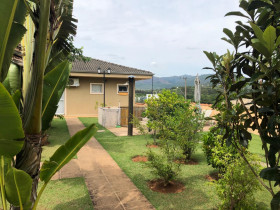 Casa de Condomínio com 3 Quartos à Venda, 213 m² em Guaxinduva - Atibaia