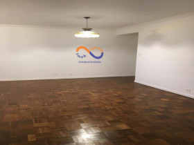 Apartamento com 3 Quartos à Venda ou Locação, 105 m² em Vila Uberabinha - São Paulo