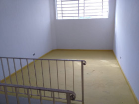 Imóvel Comercial à Venda, 240 m² em Cambuci - São Paulo