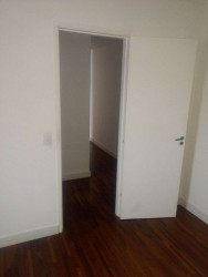 Apartamento com 2 Quartos para Alugar, 58 m² em Jardim Tupanci - Barueri