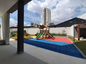 Apartamento com 3 Quartos à Venda,  em Cambuci - São Paulo