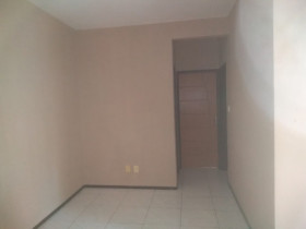 Apartamento com 2 Quartos para Alugar, 65 m² em Mangueirão - Belém
