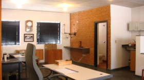 Galpão à Venda ou Locação, 260 m² em Vila Anglo Brasileira - São Paulo