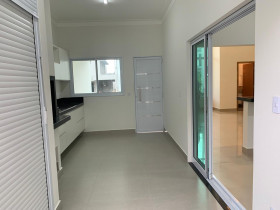 Casa de Condomínio com 3 Quartos à Venda, 140 m² em Jardim Bréscia - Indaiatuba