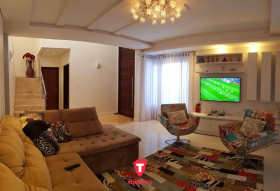 Sobrado com 4 Quartos à Venda, 310 m² em Jardim La Salle - Toledo